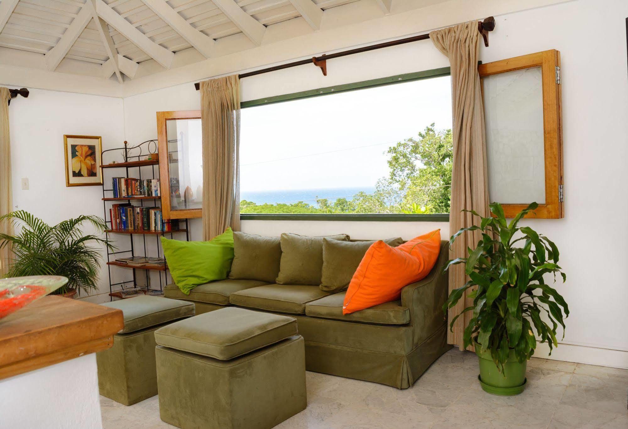 Mynt Retreat Bed & Breakfast Montego Bay Eksteriør billede
